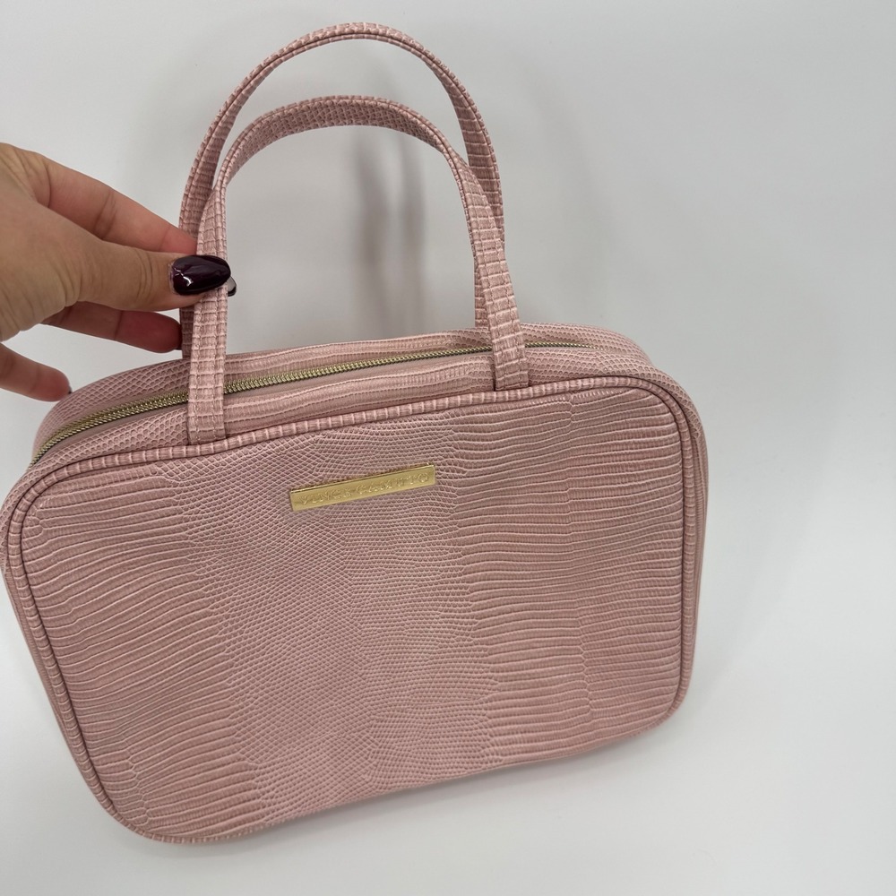 Vince Camuto Pink Cosmetic Hanging Toiletry Bag Travel Organizer Case